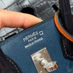 BIRKIN FAUBOURG TOUCH 20 IN NAVY BLUE CALFSKIN WITH SILVER HARDWARE - Image 14