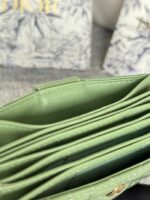 LADY JASMINE CARD HOLDER 10 IN LIGHT GREEN QUILTED PATENT CALFSKIN - Image 13