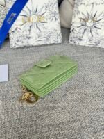 LADY JASMINE CARD HOLDER 10 IN LIGHT GREEN QUILTED PATENT CALFSKIN - Image 12