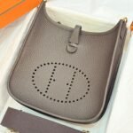HM 26S EVELYNE BAG 23MM IN DARK BROWN GRAINED CALFSKIN