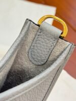 HM 26S EVELYNE BAG 23MM IN LIGHT GRAY GRAINED CALFSKIN - Image 5