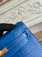 HM 26S KELLY MINI 22MM IN DARK BLUE CROC EMBOSSED CALFSKIN GOLD KELLY BUCKLE - Image 15