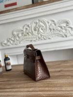 HM 26S KELLY MINI 22MM IN DARK BROWN CROC EMBOSSED CALFSKIN SILVER KELLY BUCKLE - Image 8