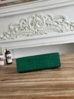 HM 26S KELLY MINI 22MM IN DARK GREEN CROC EMBOSSED CALFSKIN GOLD KELLY BUCKLE - Image 18