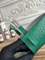 HM 26S KELLY MINI 22MM IN DARK GREEN CROC EMBOSSED CALFSKIN SILVER KELLY BUCKLE - Image 16
