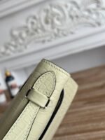 HM 26S KELLY MINI 22MM IN BEIGE CROC EMBOSSED CALFSKIN SILVER KELLY BUCKLE - Image 6