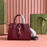 SMALL JACKIE TOTE 24 IN BURGUNDY LAMBSKIN - Image 17