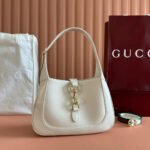 JACKIE SMALL SHOULDER BAG 27 IN WHITE CALFSKIN GOLD HARDWARE - Image 10