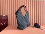 GUCCI 25S GIGLIO LARGE TOTE BAG 50 IN BLUE AND WHITE DENIM - Image 15