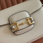GUCCI 25S HORSEBIT 1955 MINI BAG 20 CM IN LIGHT BEIGE CALFSKIN WITH GOLD HARDWARE - Image 2