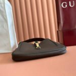 GUCCI 25S JACKIE 1961 SMALL BAG 28 CM IN DARK BROWN LEATHER WITH GOLD HARDWARE - Image 5