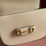 GUCCI 25S HORSEBIT 1955 MINI BAG 35 CM IN LIGHT WARM BEIGE CALFSKIN WITH GOLD HARDWARE - Image 4