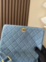 CHANEL 25S SHOULDER BAG 26 IN BLUE DENIM WITH GOLD HARDWARE - Image 12