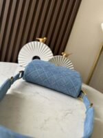 CHANEL 25S SHOULDER BAG 26 IN BLUE DENIM WITH GOLD HARDWARE - Image 4