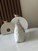 CHANEL 26S HOBO BAG 26 IN WHITE LAMBSKIN - Image 2