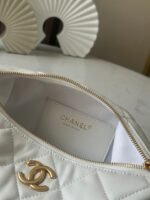 CHANEL 26S HOBO BAG 26 IN WHITE LAMBSKIN - Image 6