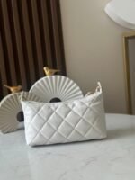 CHANEL 26S HOBO BAG 26 IN WHITE LAMBSKIN - Image 17