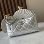 CHANEL 26S HOBO BAG 26 IN SILVER LAMBSKIN - Image 10