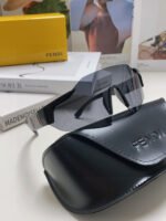 FF SQUARED VISOR FRAME SUNGLASSES 557144 IN ACETATE - Image 22