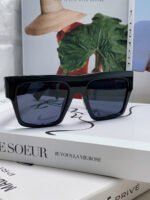 RUNWAY SQUARE SUNGLASSES 513010 IN BLACK ACETATE - Image 2