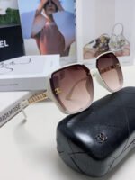 SQUARE SUNGLASSES 632874 IN WHITE ACETATE - Image 10