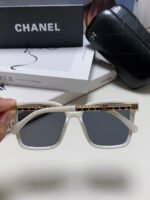 SQUARE SUNGLASSES 632885 IN WHITE ACETATE - Image 13