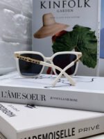 SQUARE SUNGLASSES 632885 IN WHITE ACETATE - Image 6