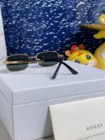 RECTANGULAR FRAME SUNGLASSES GG1457S IN METAL - Image 19