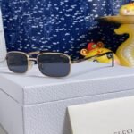 RECTANGULAR FRAME SUNGLASSES GG1457S IN METAL - Image 6