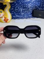 TRIOMPHE SQUARE SUNGLASS  566743 IN BLACK ACETATE GRADIENT SMOKE LENSES - Image 5