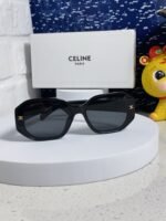 TRIOMPHE SQUARE SUNGLASS 566744 IN BLACK ACETATE - Image 13