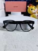 RUNWAY SUNGLASSES 567509 IN BLACK ACETATE BLACK LOGO - Image 8
