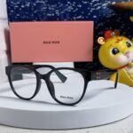 RUNWAY SUNGLASSES 567508 IN BLACK ACETATE GOLD LOGO