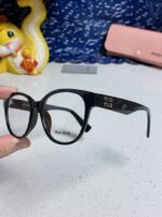 RUNWAY SUNGLASSES 567508 IN BLACK ACETATE GOLD LOGO - Image 2