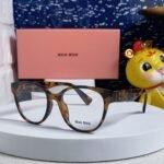 RUNWAY SUNGLASSES 567506 IN HAVANA ACETATE BRONZE LOGO - Image 9