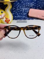 RUNWAY SUNGLASSES 567506 IN HAVANA ACETATE BRONZE LOGO - Image 6