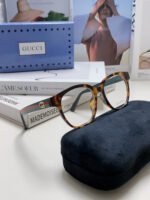 BUTTERFLY FRAME SUNGLASSES 570220 IN ACETATE - Image 21