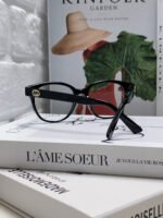 BUTTERFLY FRAME SUNGLASSES 570220 IN ACETATE - Image 4