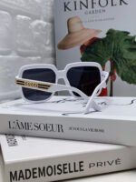 SQUARE FRAME SUNGLASSES 570231 IN ACETATE AND METAL - Image 8