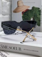 OBLIQUE SUNGLASS 571598 IN BLACK ACETATE - Image 5