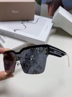 OBLIQUE SUNGLASS 571598 IN BLACK ACETATE - Image 8