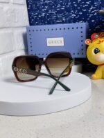 SQUARE FRAME SUNGLASSES 573309 IN ACETATE EMBOSSED LOGO - Image 8