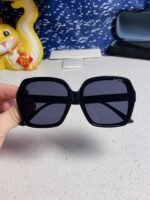 SQUARE FRAME SUNGLASSES 573309 IN ACETATE EMBOSSED LOGO - Image 11