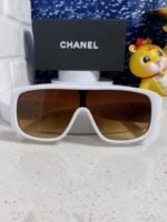 SQUARE SUNGLASSES CH5495 IN WHITE ACETATE BROWN LENSES - Image 15
