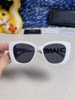 BUTTERFLY SUNGLASSES 641813 IN WHITE ACETATE BLACK METAL LOGO - Image 3