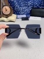30MONTAIGNE S7U SUNGLASS 578111 IN BLACK METAL GREY LENSES - Image 7