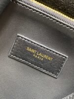 LE 5 À 7 LARGE SUPPLE BAG 31 IN BLACK CALFSKIN - Image 9