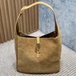 LE 5 À 7 SUPPLE BAG 31 IN PEANUT BROWN SUEDE