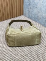 LE 5 À 7 SUPPLE BAG 31 IN KHAKI BROWN SUEDE - Image 11