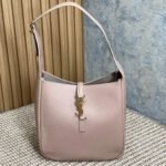 LE 5 À 7 SMALL SUPPLE 22 IN BABBY PINK CALFSKIN GOLD BUCKLE - Image 5